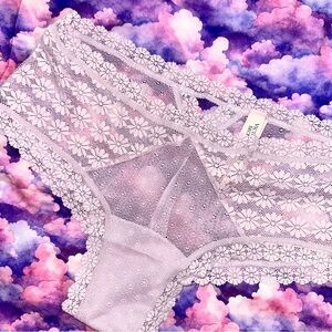 VS • Sheer Floral Lace Cheeky Panty